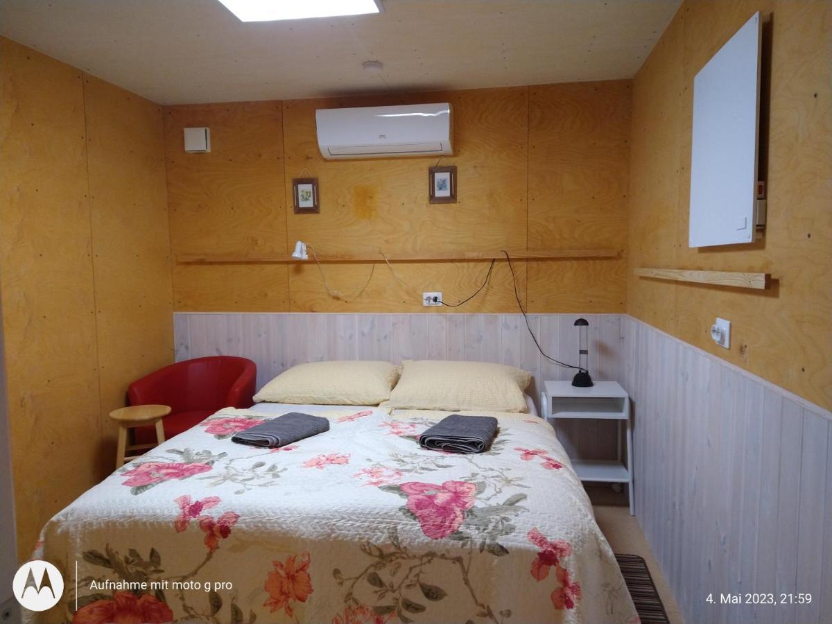 Lahemaa Kohvikann B & B, Caravan Park Palmse Phòng bức ảnh