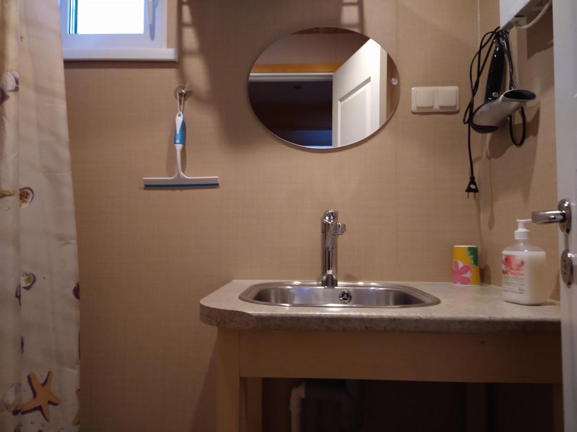 Lahemaa Kohvikann B & B, Caravan Park Palmse Phòng bức ảnh